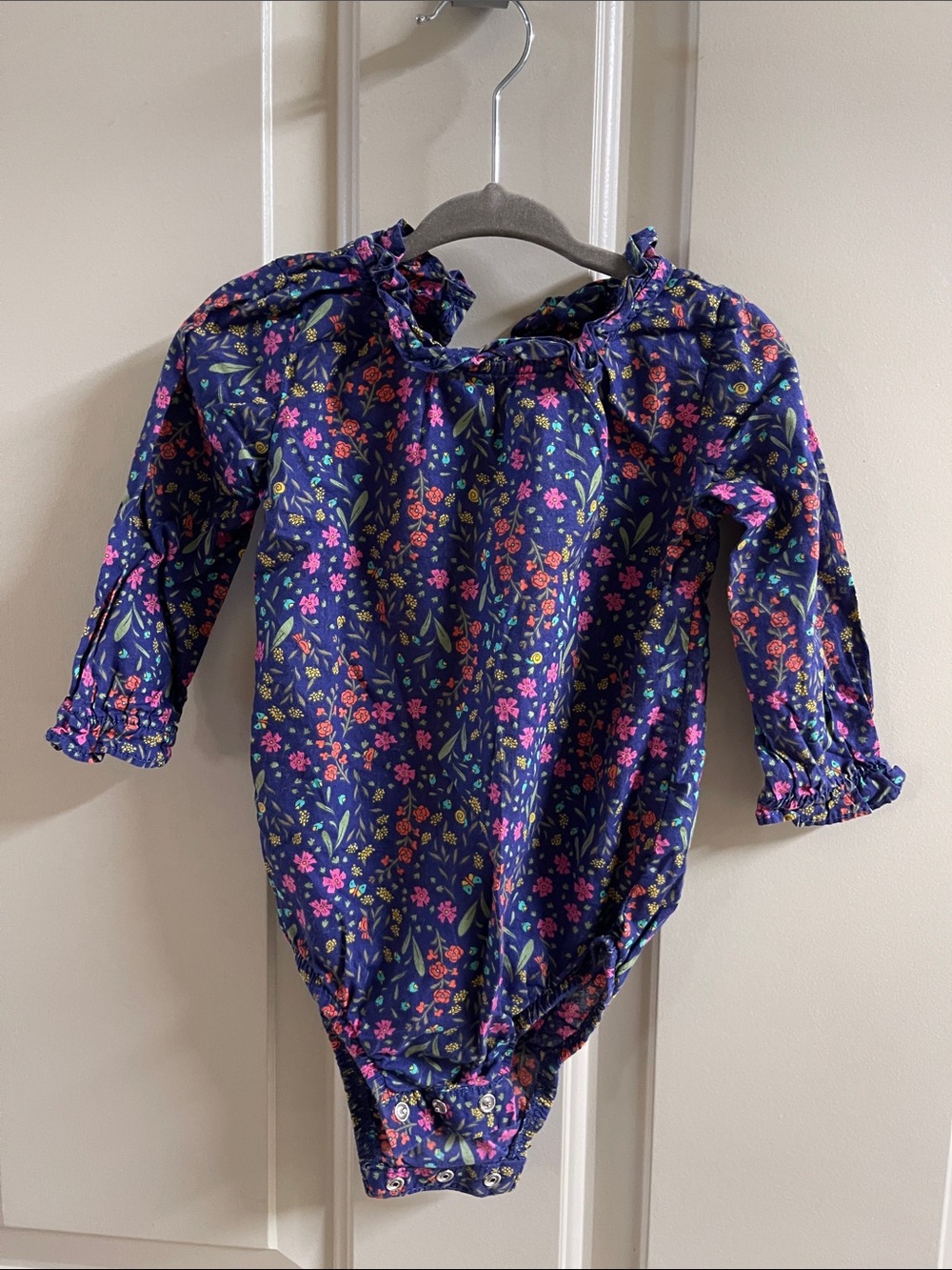 OshKosh B'gosh Hot Pink Corduroy Overalls, and matching Floral Shirt - Picture 5 of 12